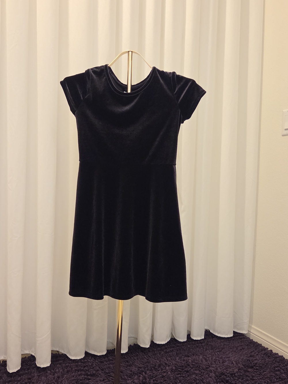 Girls Kids Holiday Editions Stretch Velvet Mini Dress Black XL (14/16) Like New